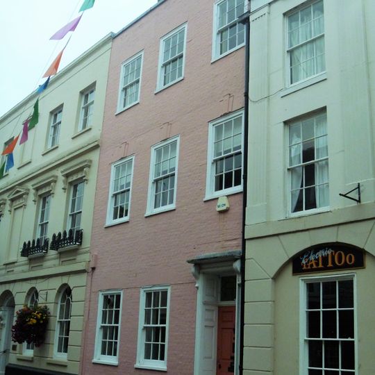3, Castle Street
