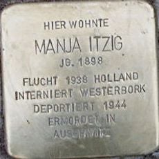 Stolperstein dedicated to Manja Itzig