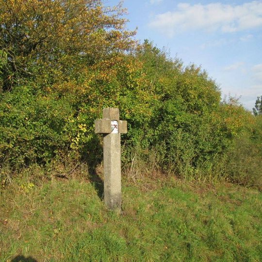 Kříž na křížové cestě u Počepic - 5. zastavení