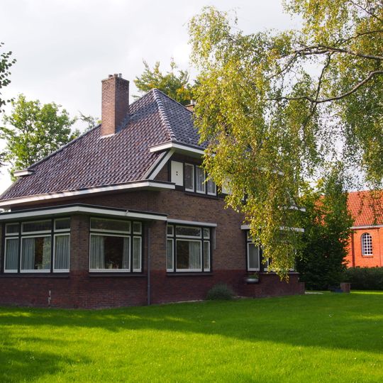 Hervormde pastorie met aangebouwde bergplaats