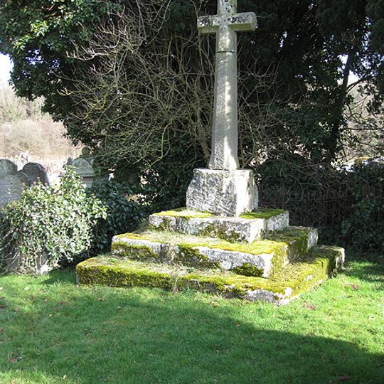 Cross in churchyard of the church of St Dingat