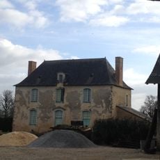 Prieuré génovéfain de Mée