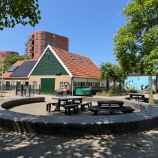 De Woelige Stal