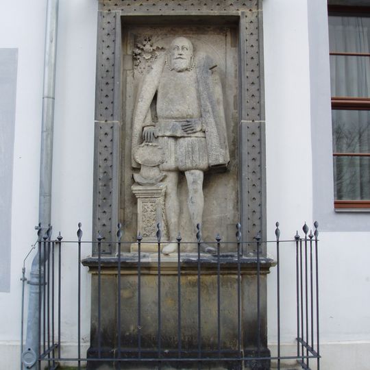 Mauer des ehemaligen Johanniskirchhofs Johannisplatz