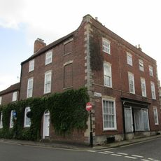 15, Eimer Street North