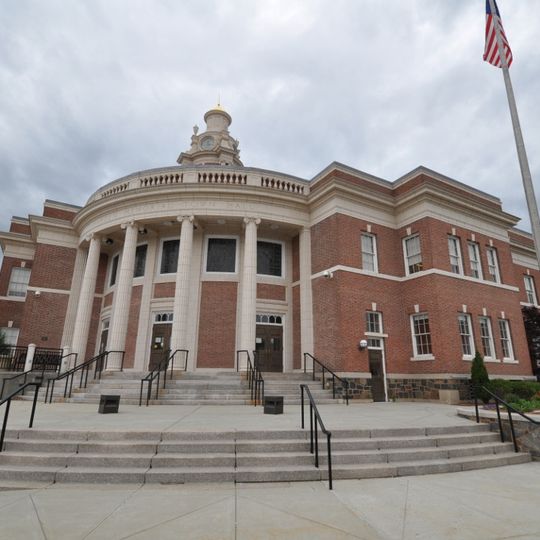 Hamden Memorial Town Hall