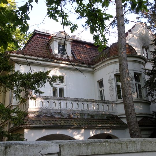 Erlenstegenstraße 44