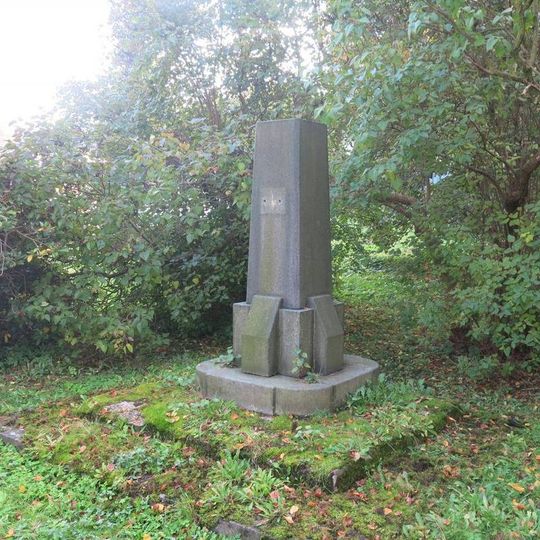 Pomník padlým v Křešicích u Děčína