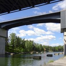 Saltsjöbron, Södertälje