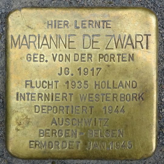 Stolperstein dedicated to Marianne de Zwart