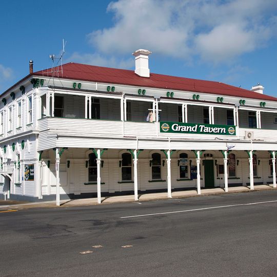 Grand Tavern