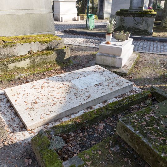 Grave of Meynardie de Nadalie