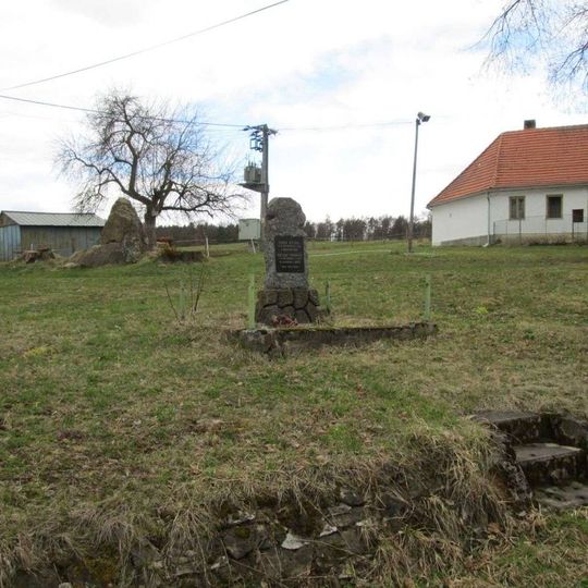 Pomník padlým v Těšínově
