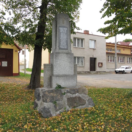 Pomník padlým v Červeném Poříčí