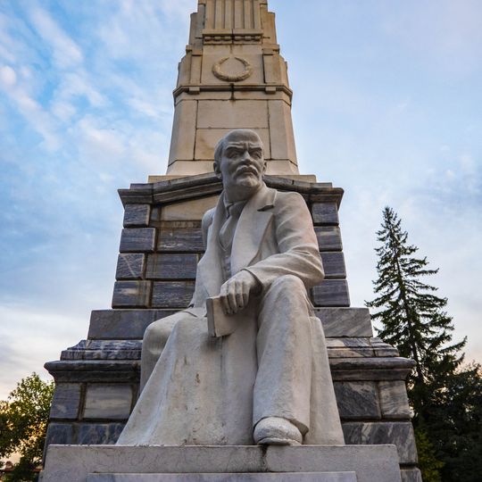Lenin on Lenin St., Ufa