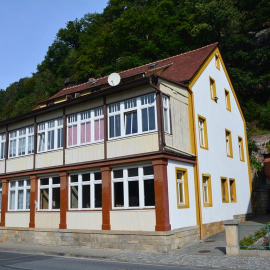 Gasthaus Elbufer 25