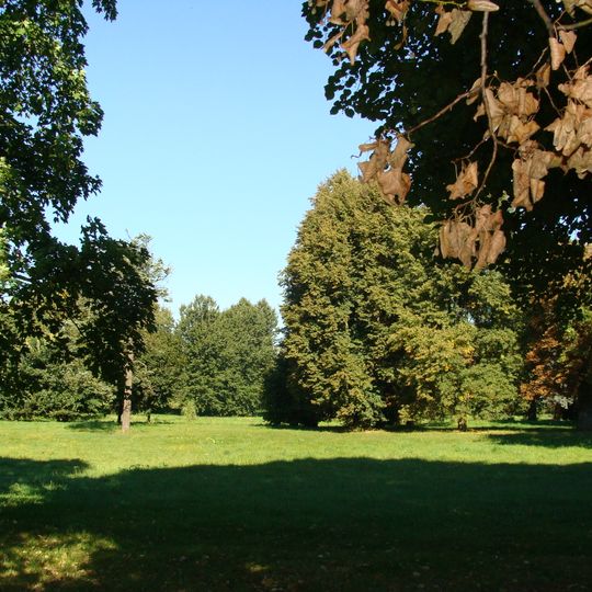 Manor park in Sobiejuchy