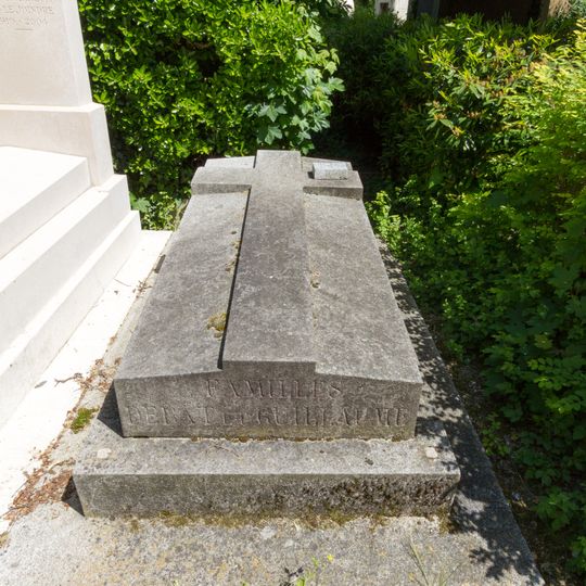 Grave of Debat-Guillaume