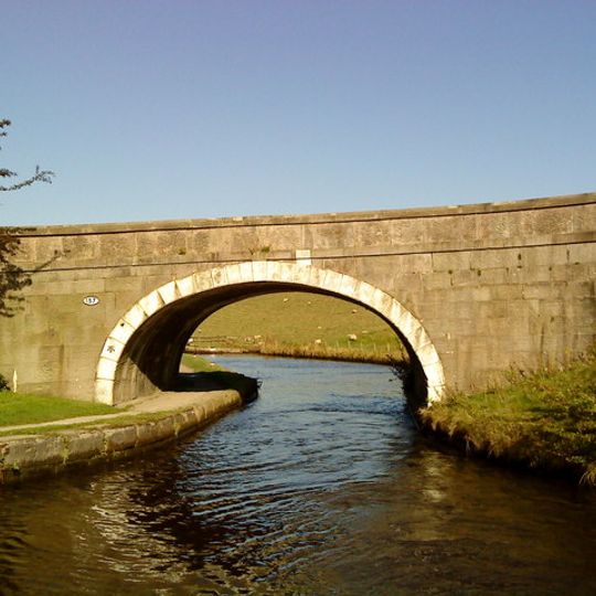 Leeds And Liverpool Canal Canal Bridge Number 157