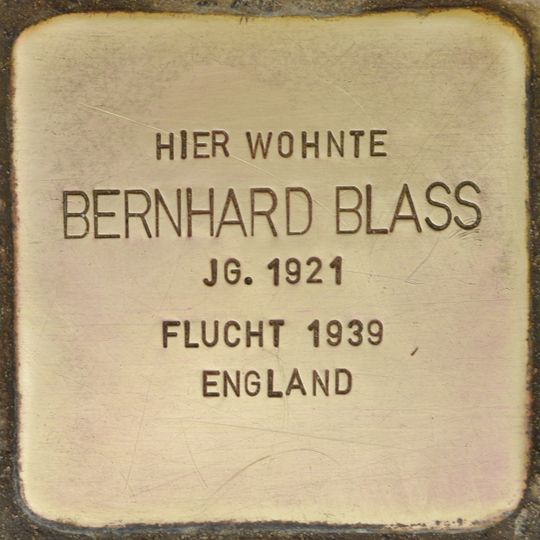 Stolperstein dedicated to Bernhard Blass