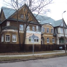 Вилла с росписью в подъезде (Калининград)