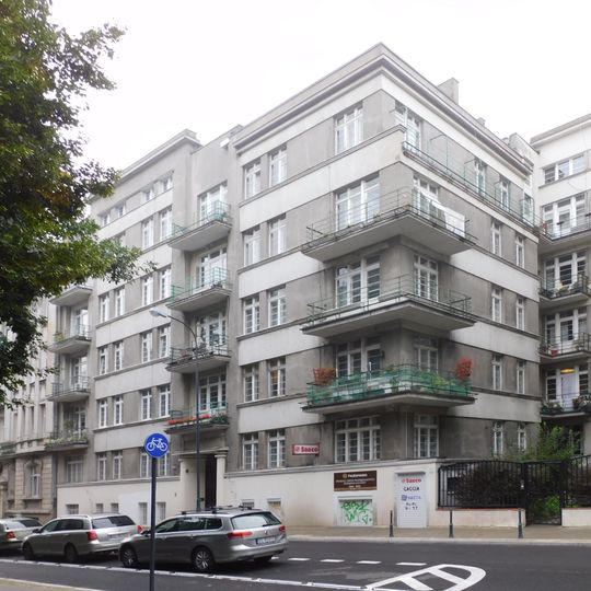 Dom przy ulicy Jaracza 82