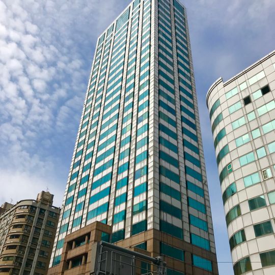 International Star Diamond Tower