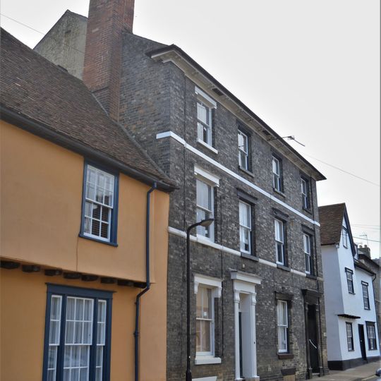 4 And 5, College Street