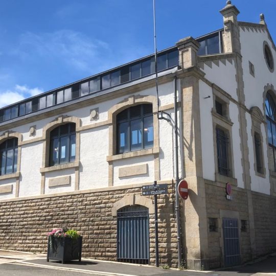 Pont-l'Abbé market hall