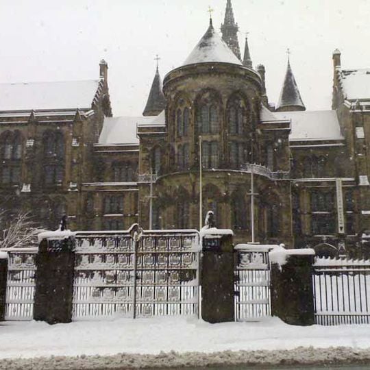 University of Glasgow Memorial Gates