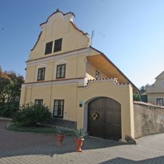 Příkopy čp. 203 a 451