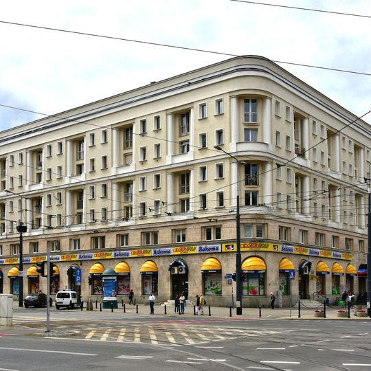 82a Solidarności Avenue in Warsaw