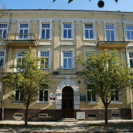2 Obrońców Warszawy Square in Płock