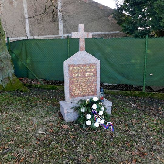 Pomník padlým ve Vlkovci