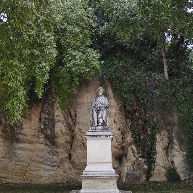 Statue "À Jean Reboul et ses concitoyens"