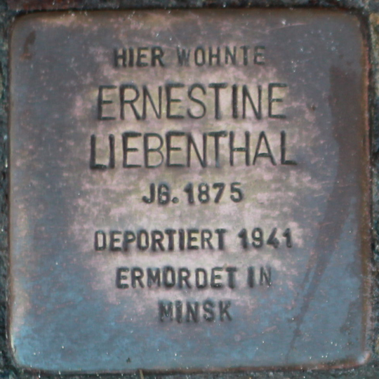 Stolperstein en memoria de Ernestine Liebenthal