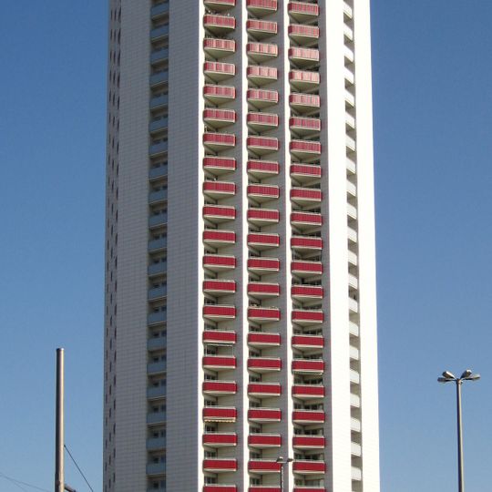 Punkthochhaus Wintergartenstraße 2