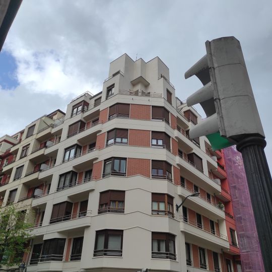 Casa Gregorio De La Revilla 16