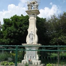 Trojičný stĺp, pilier s podstavcom