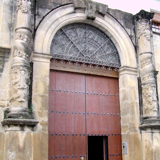 Antiguo Colegio de Santiago de la Compañía de Jesús