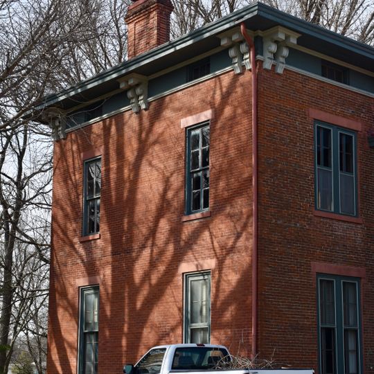 Dryden-Louthan House