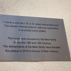 Pamětní deska rodiny Beerových v Třebíči