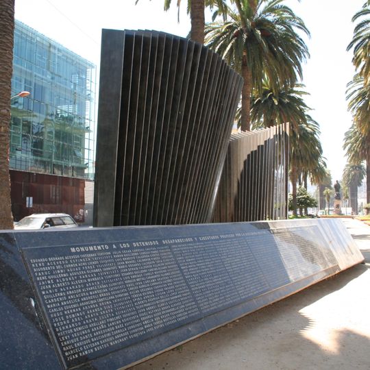Monumento a los Detenidos Desaparecidos y Ejecutados Políticos por la Dictadura Militar en la Región de Valparaíso