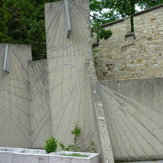 Sluneční hodiny na Petříně