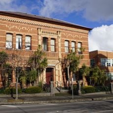 Ballarat East Free Library