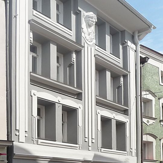 Wohn- und Geschäftshaus, ehemaliges Wohnhaus des Dichters Heinrich Lautensack
