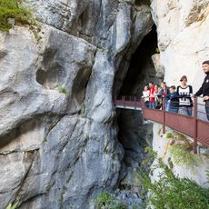 Saint-Christophe Caves