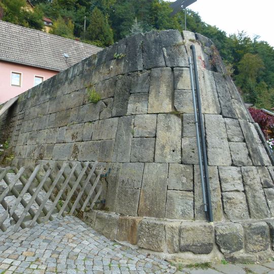 Eisbarriere Mennickestraße 18