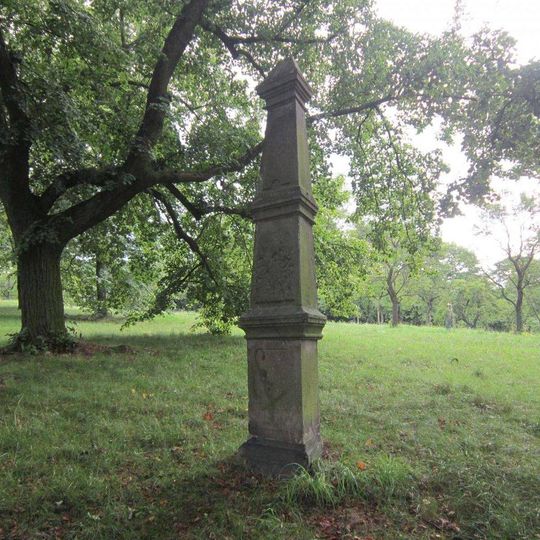 Kříž na křížové cestě u Rosic - 5. zastavení