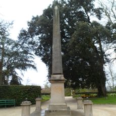 Sculpture, Obelisk